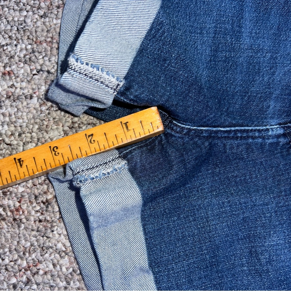 AG dark wash roll up jean shorts size 28R - Picture 6 of 8
